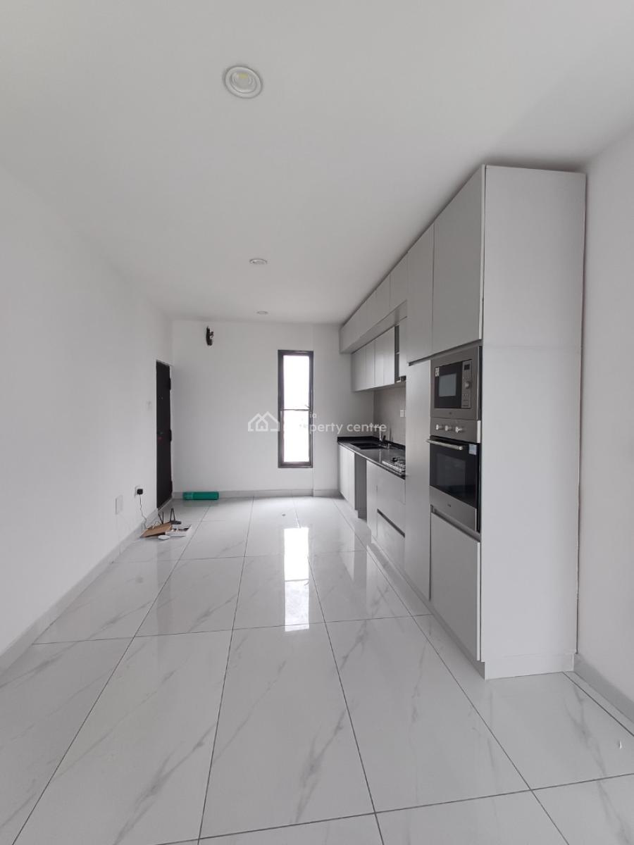 Luxury 3 Bedroom Apartment with Excellent Finishing, Lekki Phase 1, Lekki, Lagos, Flat / Apartment for Rent