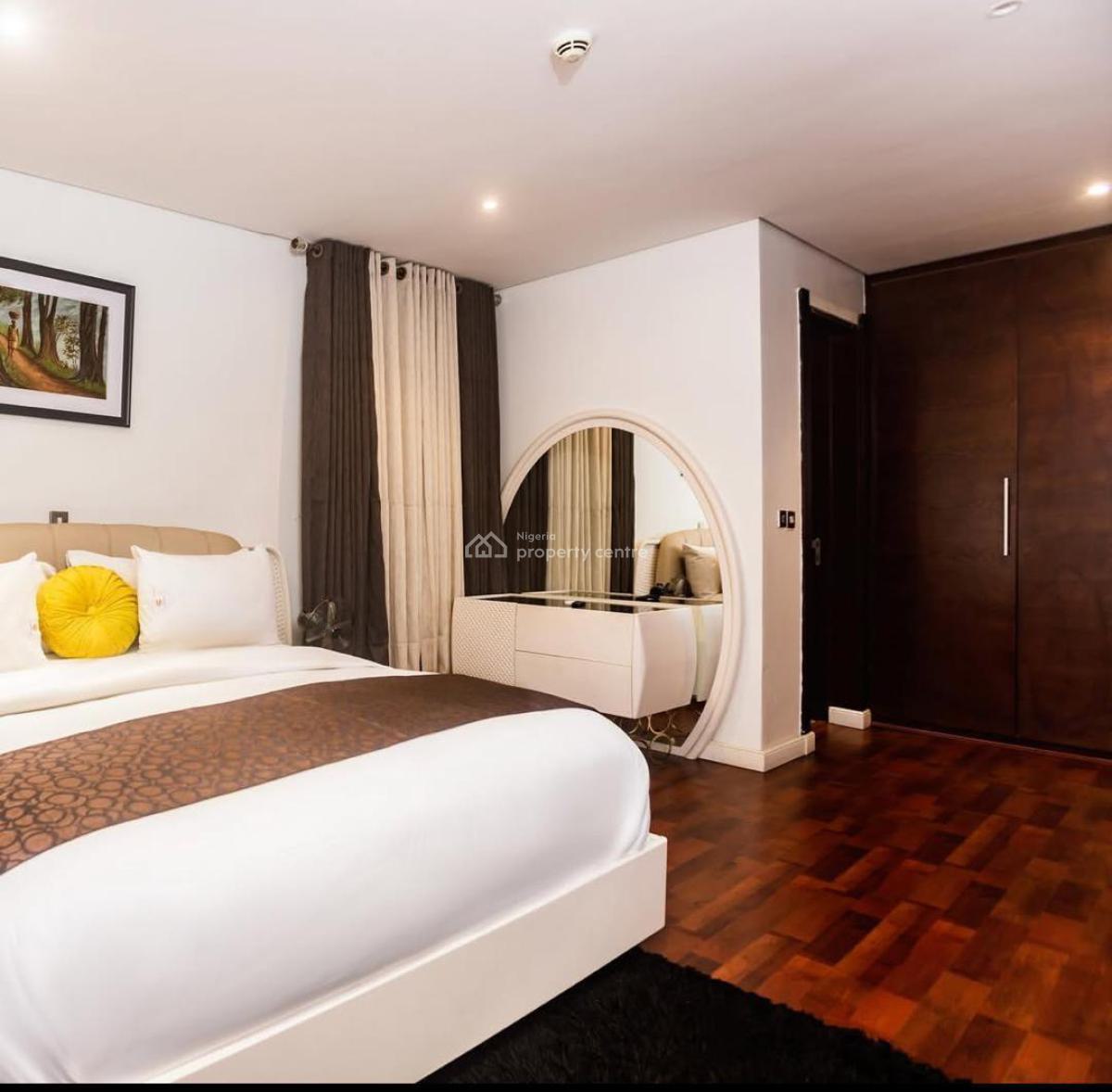 3 Bedroom Apartment with Swimming Pool, Lekki Phase 1, Lekki, Lagos, Flat / Apartment Short Let