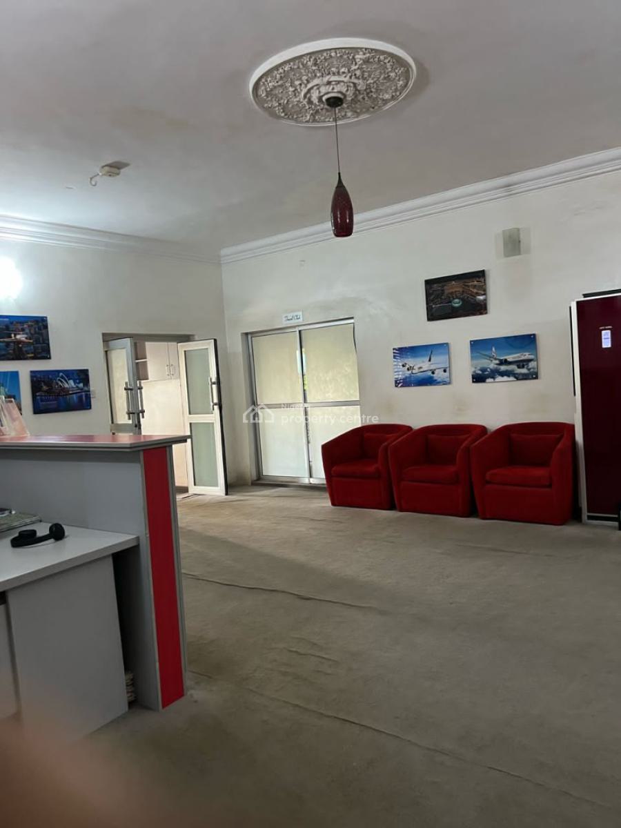 6-bedroom Detached House with 2-room Bq and a Store, Maitama District, Abuja, Detached Duplex for Sale