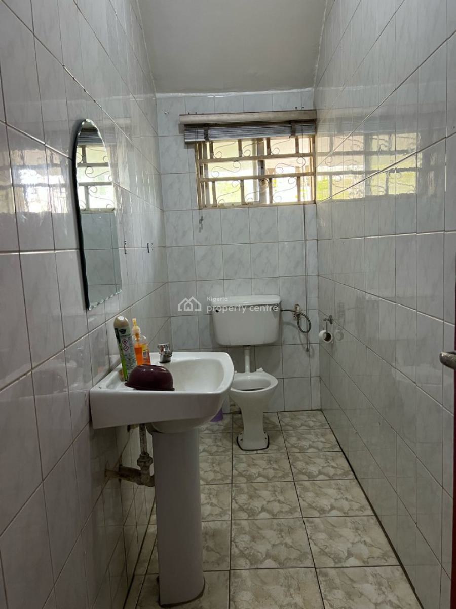 6-bedroom Detached House with 2-room Bq and a Store, Maitama District, Abuja, Detached Duplex for Sale