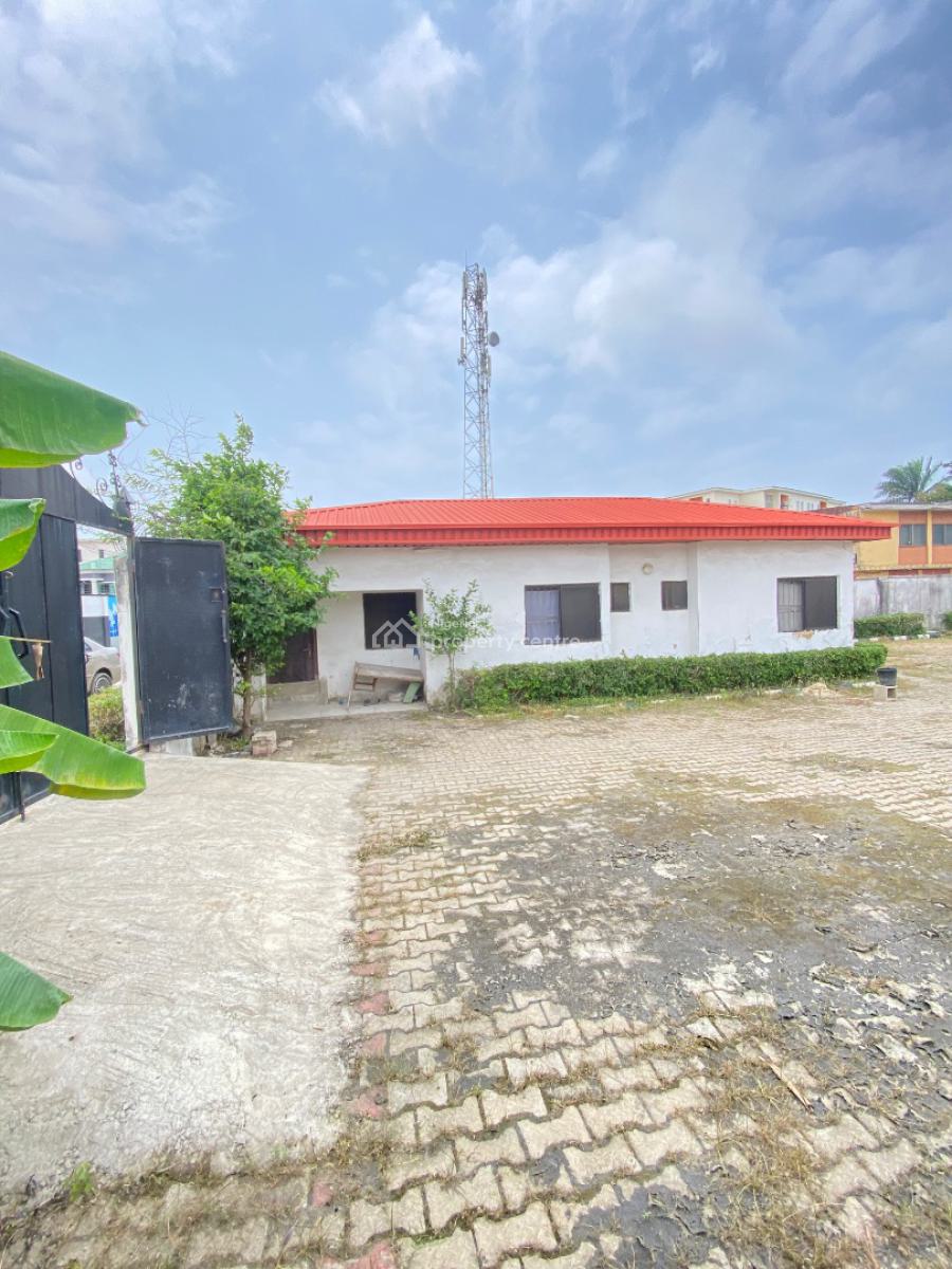2units of  Demolishable 4bedroom Duplex on 950sqm Land, Igbo Efon, Lekki, Lagos, Detached Bungalow for Sale