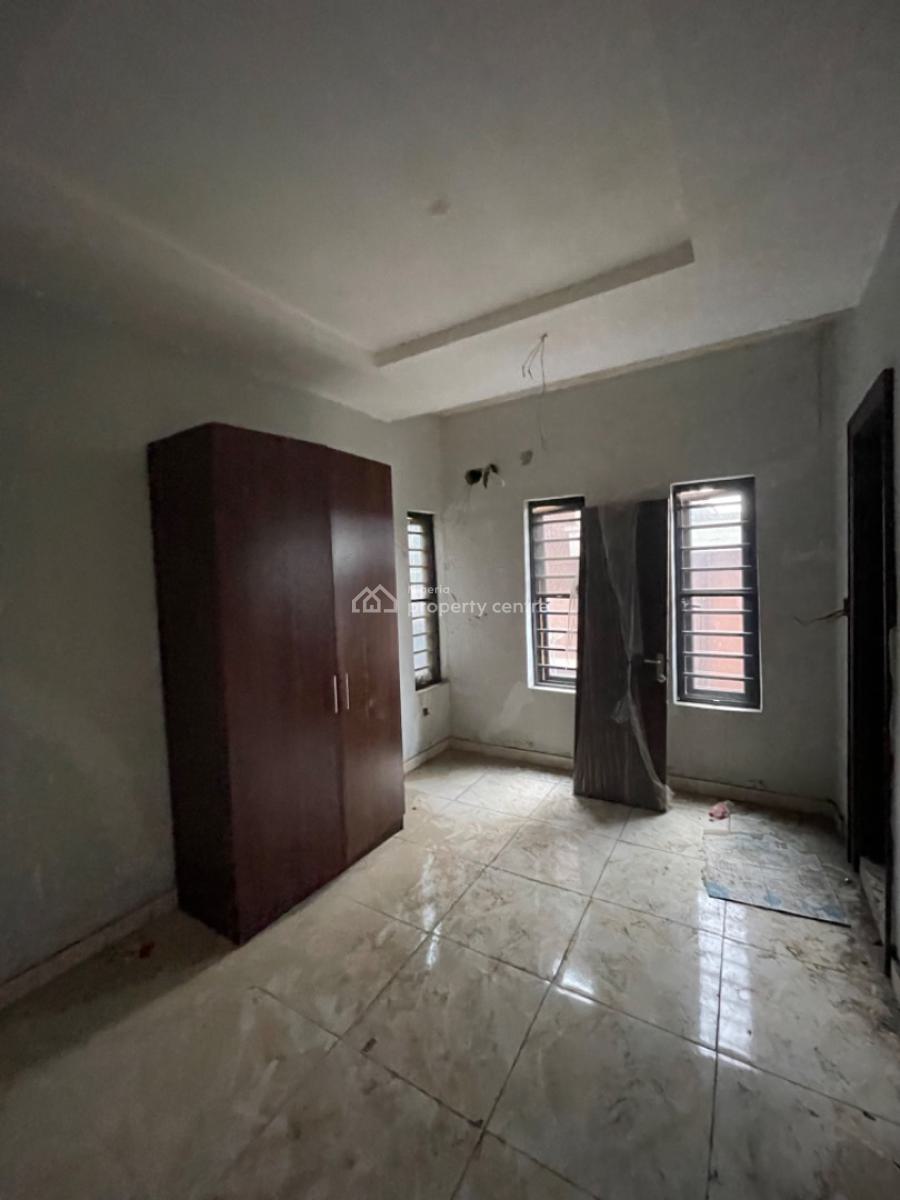 Newly Built 3bedroom Flat, Yaba, Lagos, Block of Flats for Sale