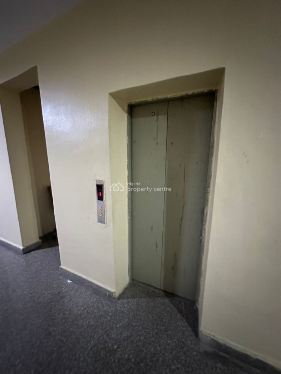 Standard Renovated 3bedroom Flat with Bq, Primewater View, Ikate, Lekki, Lagos, Flat / Apartment for Sale