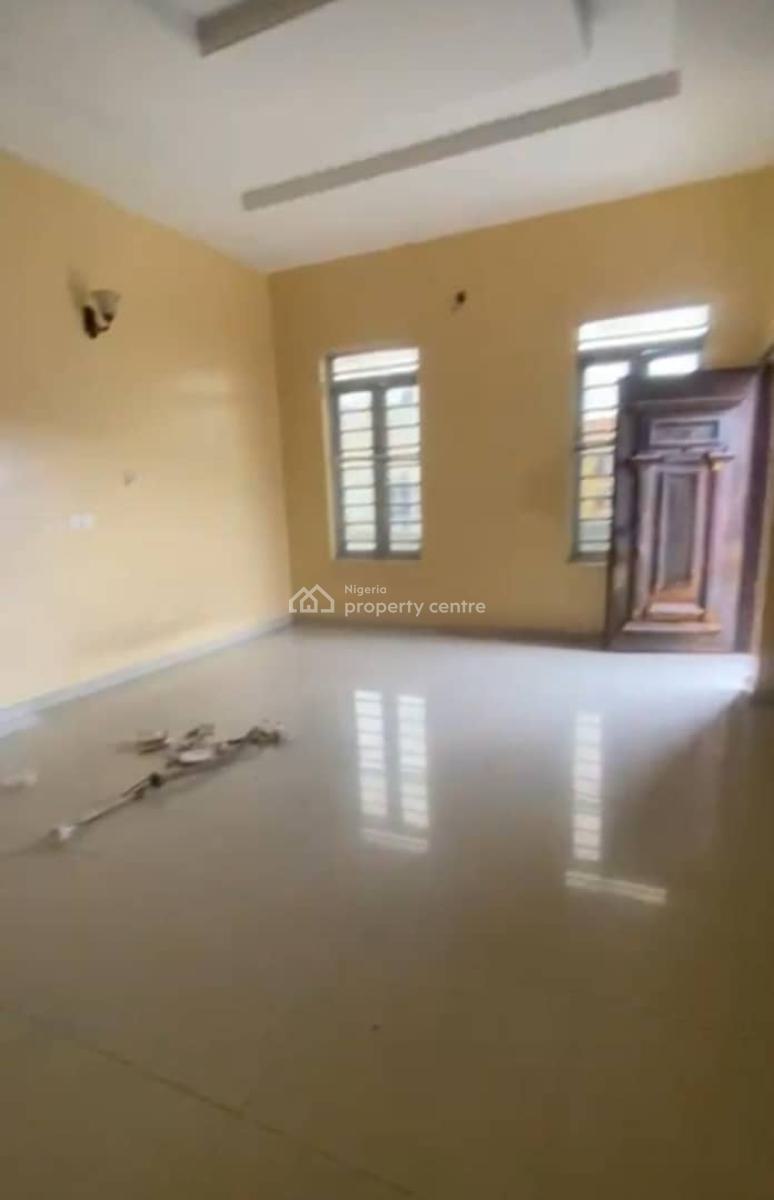 a Super Spacious Masters Bedroom Selfcom, Chevron, Lekki, Lagos, Flat / Apartment for Rent