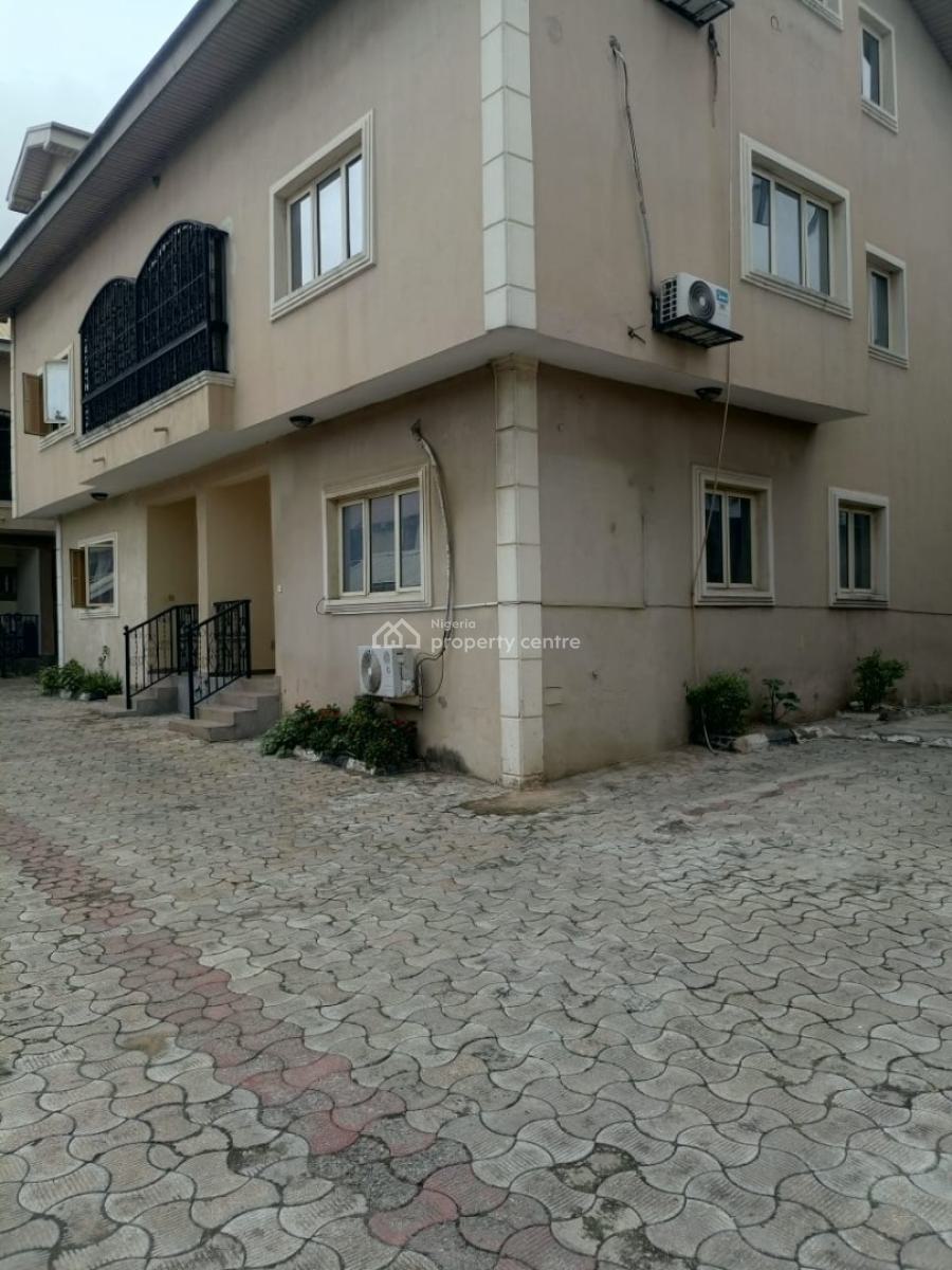4 Bedroom Semi Detached House, Magodo Gra 2, Gra Phase 2, Magodo, Lagos, Semi-detached Duplex for Rent