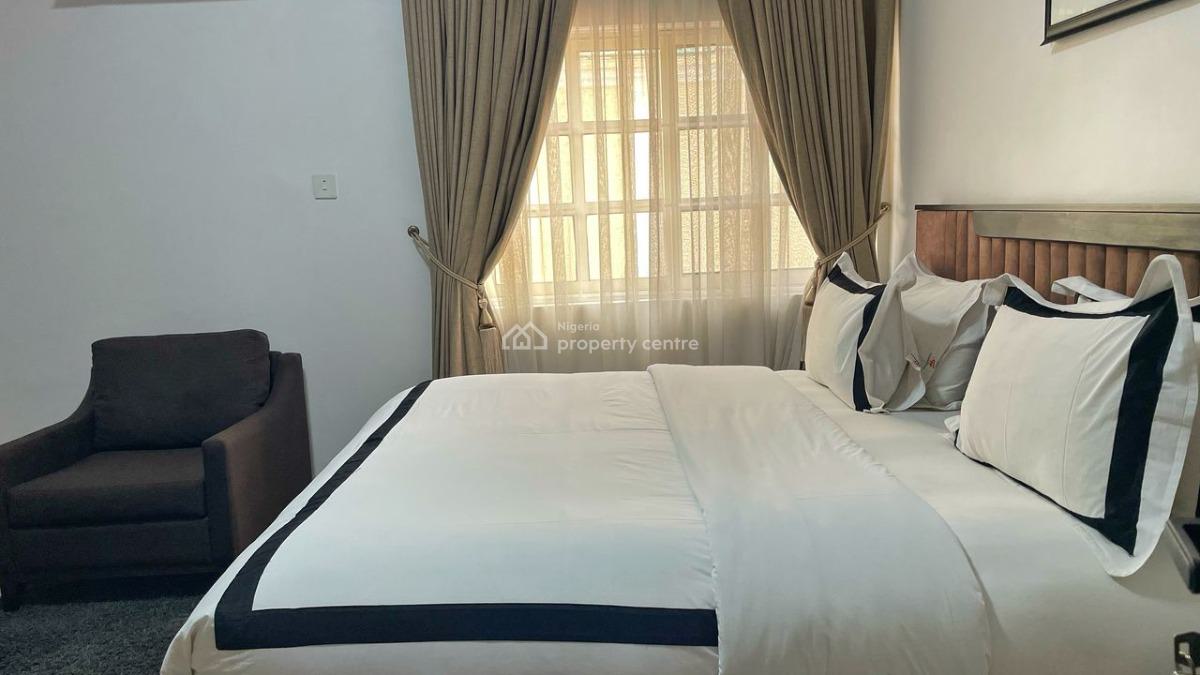 3 Bedroom Apartment with Swimming Pool, Parkview, Ikoyi, Lagos, Flat / Apartment Short Let