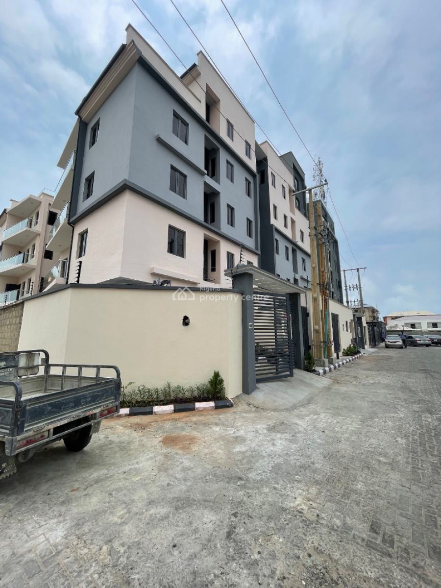 Executive 2 Bedroom, Off Admiralty Way, Lekki Phase 1, Lekki, Lagos, Flat / Apartment for Rent