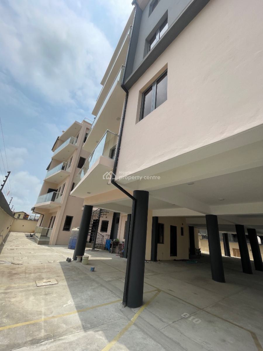 Executive 2 Bedroom, Off Admiralty Way, Lekki Phase 1, Lekki, Lagos, Flat / Apartment for Rent
