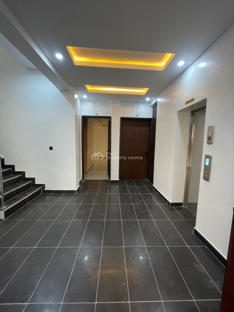 Executive 2 Bedroom, Off Admiralty Way, Lekki Phase 1, Lekki, Lagos, Flat / Apartment for Rent