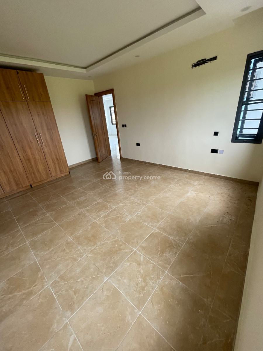 Executive 2 Bedroom, Off Admiralty Way, Lekki Phase 1, Lekki, Lagos, Flat / Apartment for Rent