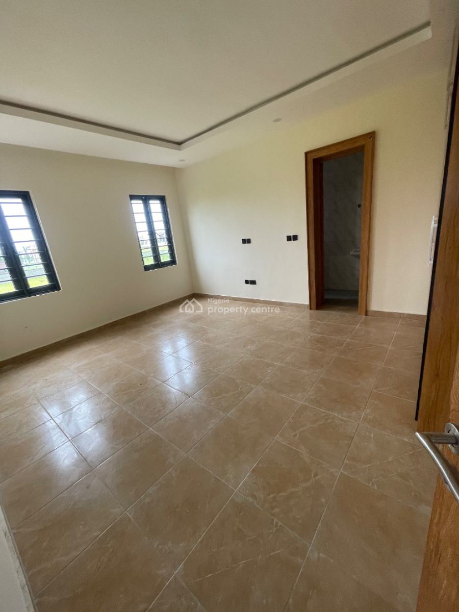 Executive 2 Bedroom, Off Admiralty Way, Lekki Phase 1, Lekki, Lagos, Flat / Apartment for Rent