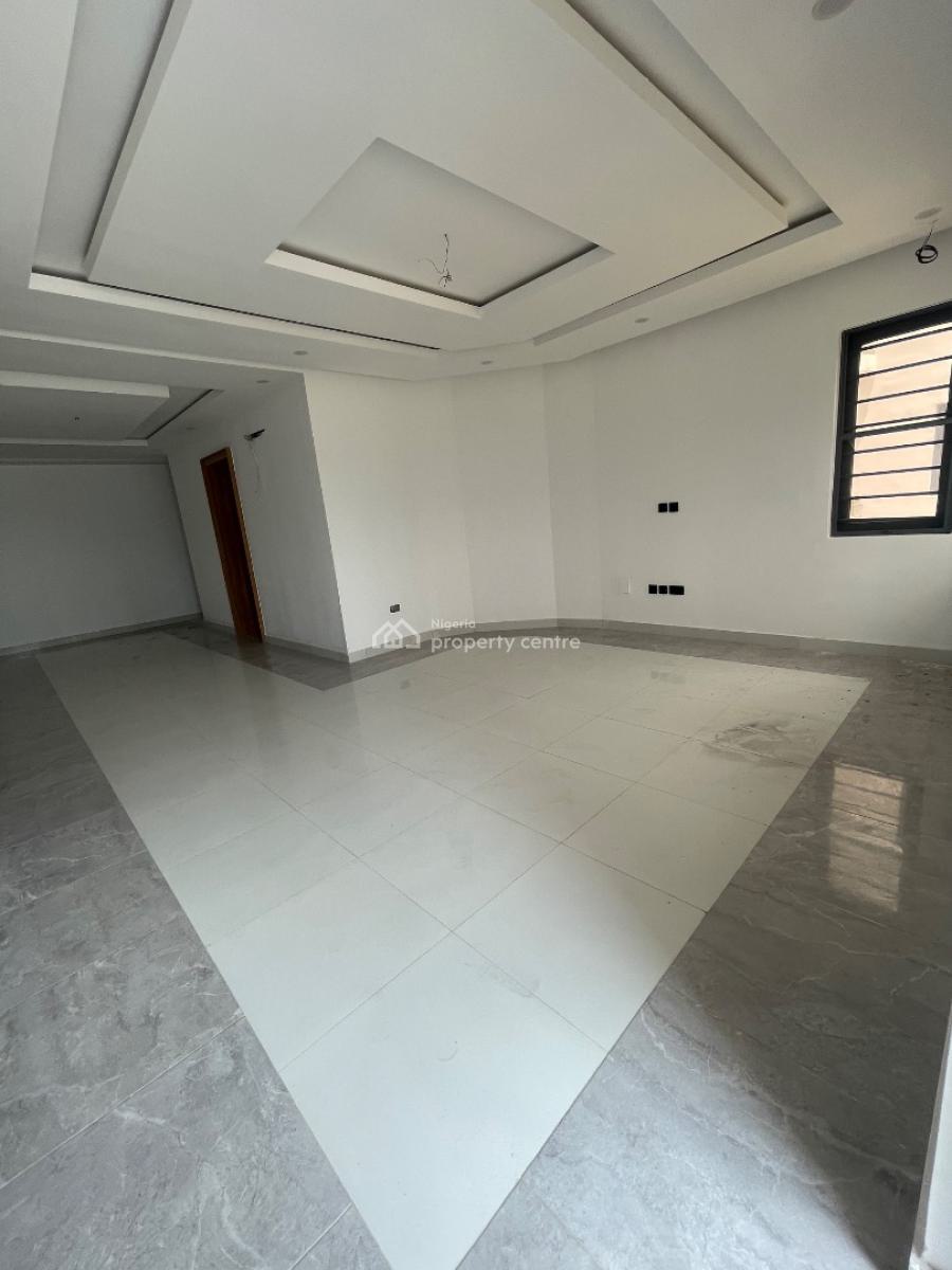 Executive 2 Bedroom, Off Admiralty Way, Lekki Phase 1, Lekki, Lagos, Flat / Apartment for Rent