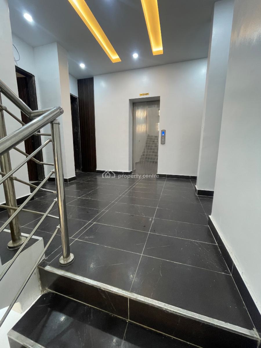 Executive 2 Bedroom, Off Admiralty Way, Lekki Phase 1, Lekki, Lagos, Flat / Apartment for Rent