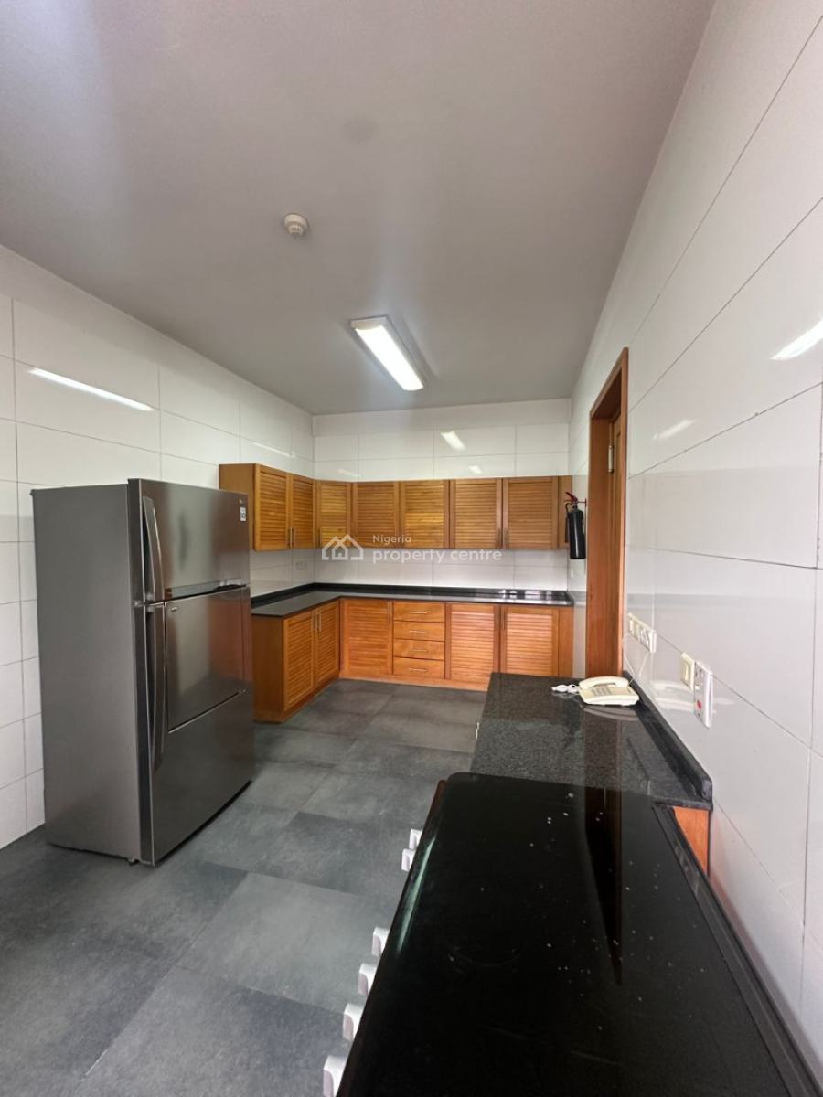 Spacious, Well Maintained 4 Bedroom Apartment, Ikoyi, Lagos, Flat / Apartment for Rent