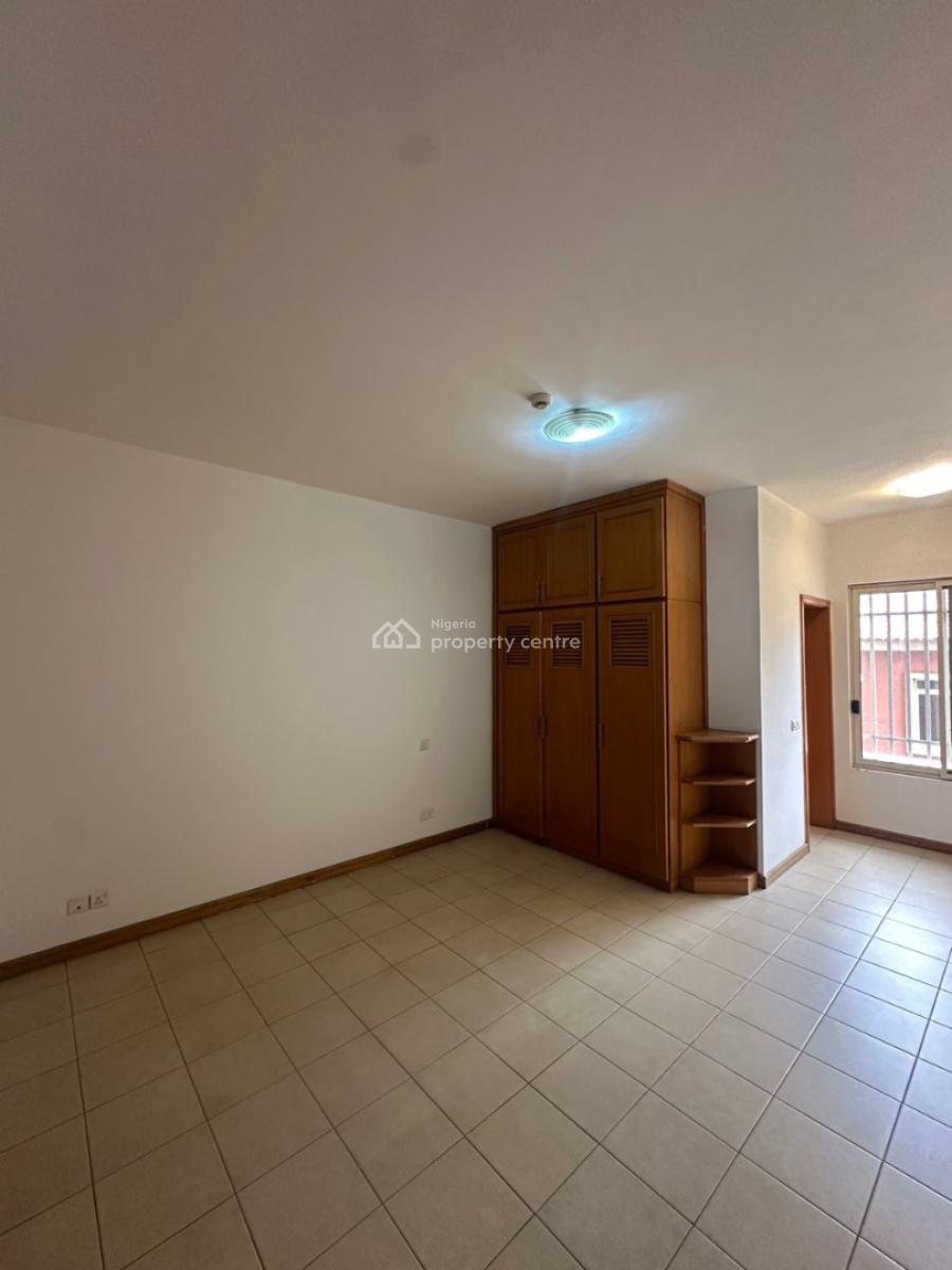 Spacious, Well Maintained 4 Bedroom Apartment, Ikoyi, Lagos, Flat / Apartment for Rent