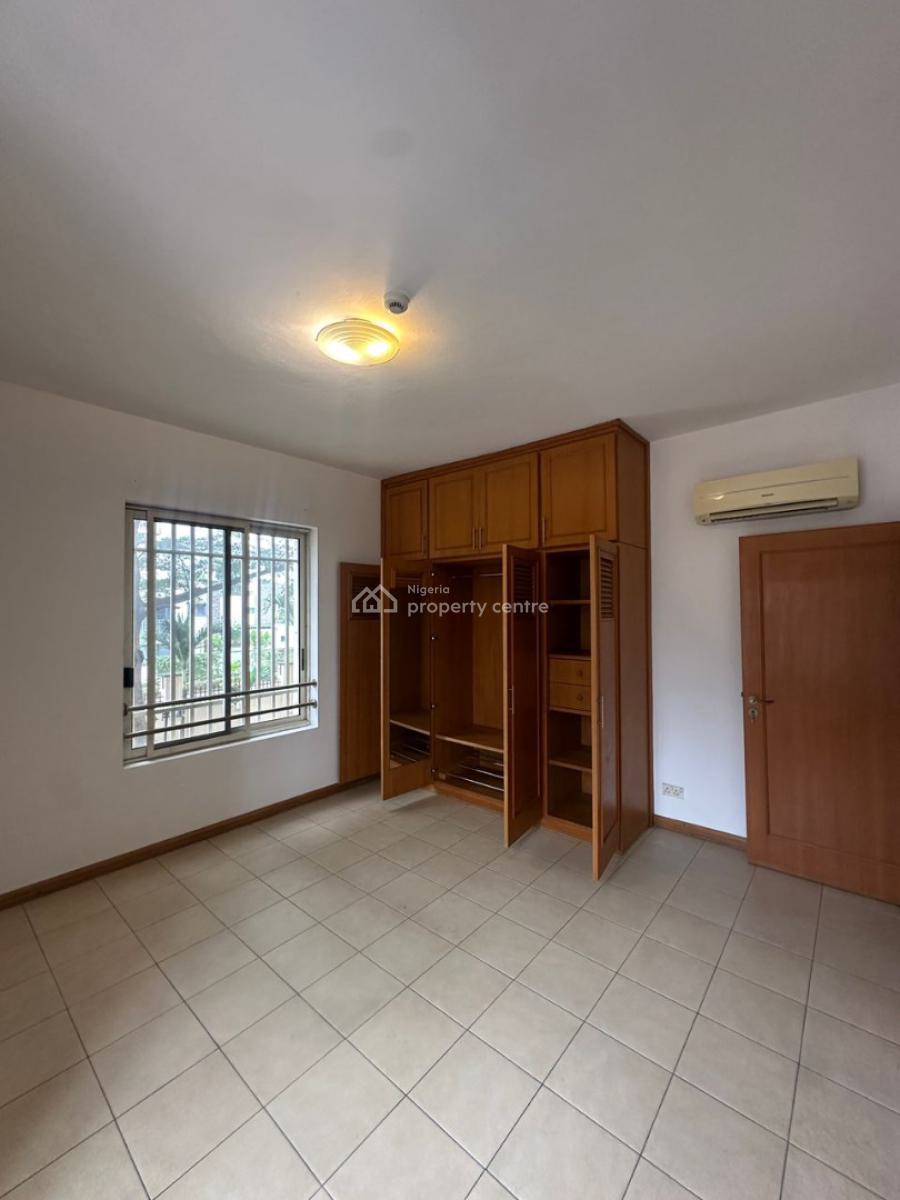Spacious, Well Maintained 4 Bedroom Apartment, Ikoyi, Lagos, Flat / Apartment for Rent