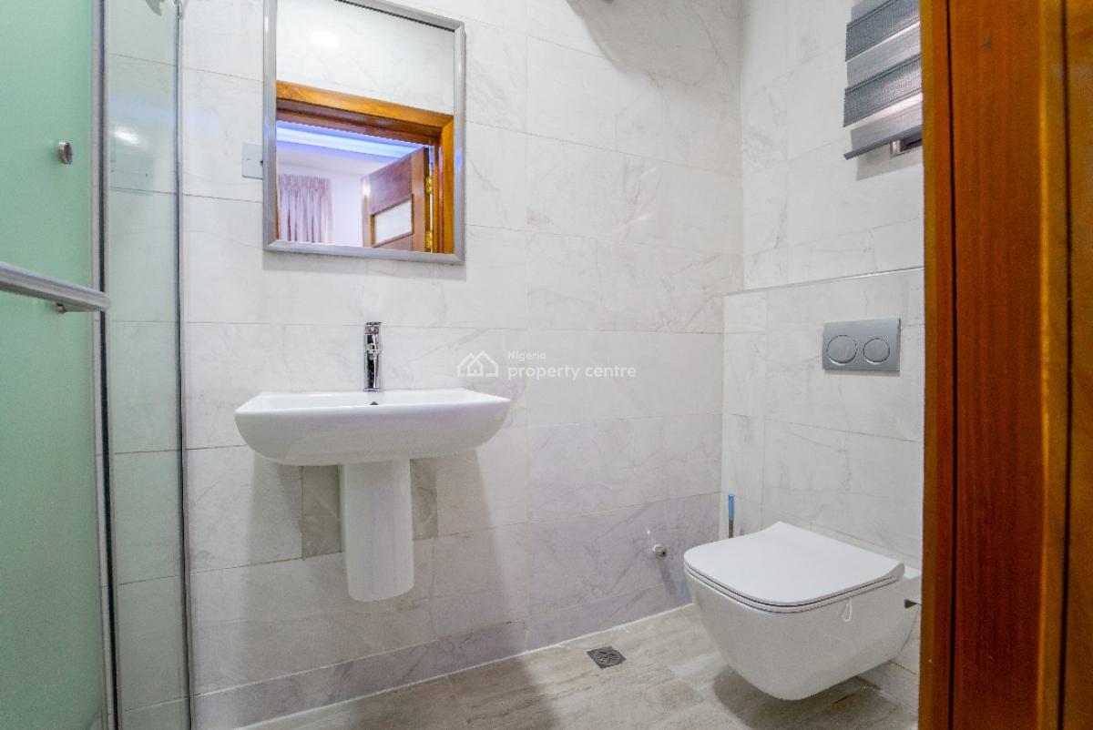 Lovely 5 Bedroom Apartment Off Admiralty Road Lekki-phase-1, African Lane, Off Admiralty Road, Lekki Phase 1, Lekki, Lagos, Terraced Duplex Short Let