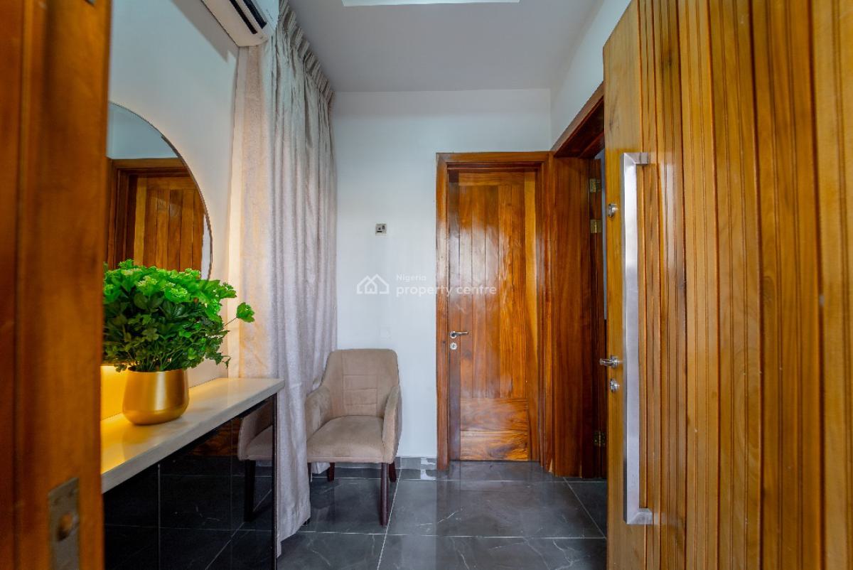 Lovely 5 Bedroom Apartment Off Admiralty Road Lekki-phase-1, African Lane, Off Admiralty Road, Lekki Phase 1, Lekki, Lagos, Terraced Duplex Short Let