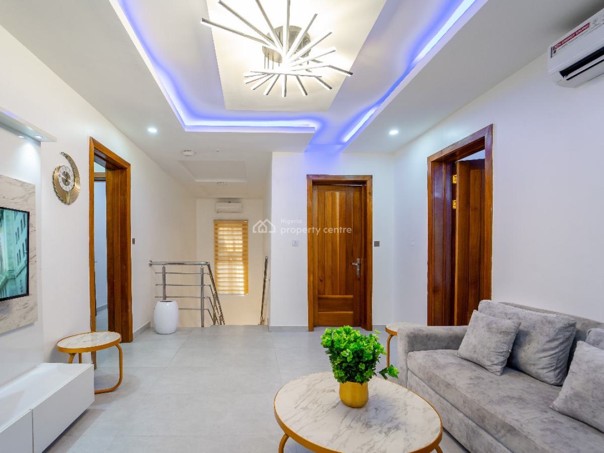 Lovely 5 Bedroom Apartment Off Admiralty Road Lekki-phase-1, African Lane, Off Admiralty Road, Lekki Phase 1, Lekki, Lagos, Terraced Duplex Short Let
