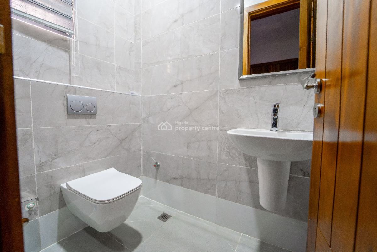 Lovely 5 Bedroom Apartment Off Admiralty Road Lekki-phase-1, African Lane, Off Admiralty Road, Lekki Phase 1, Lekki, Lagos, Terraced Duplex Short Let