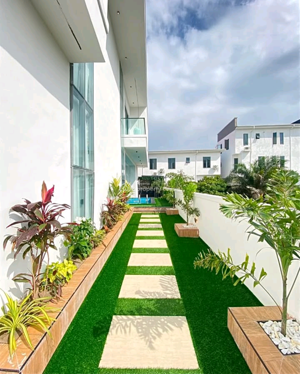 This 5-bedroom Fully Detached Home with a Private Pool in Osapa, Lekki, Osapa, Lekki, Lagos, House for Sale