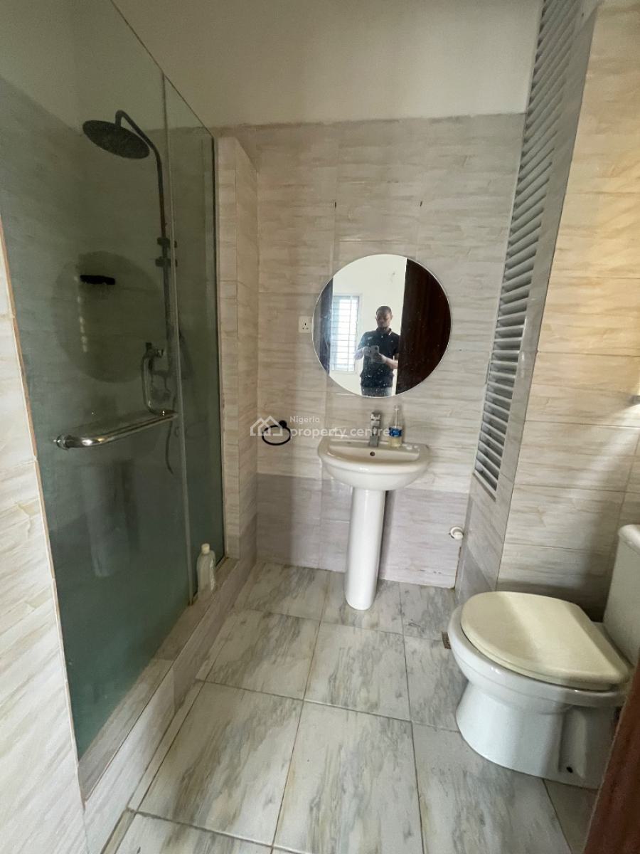 2 Bedroom Flat with Study Room, Right Hand Side Inside an Estate, Lekki Phase 1, Lekki, Lagos, Flat / Apartment for Rent