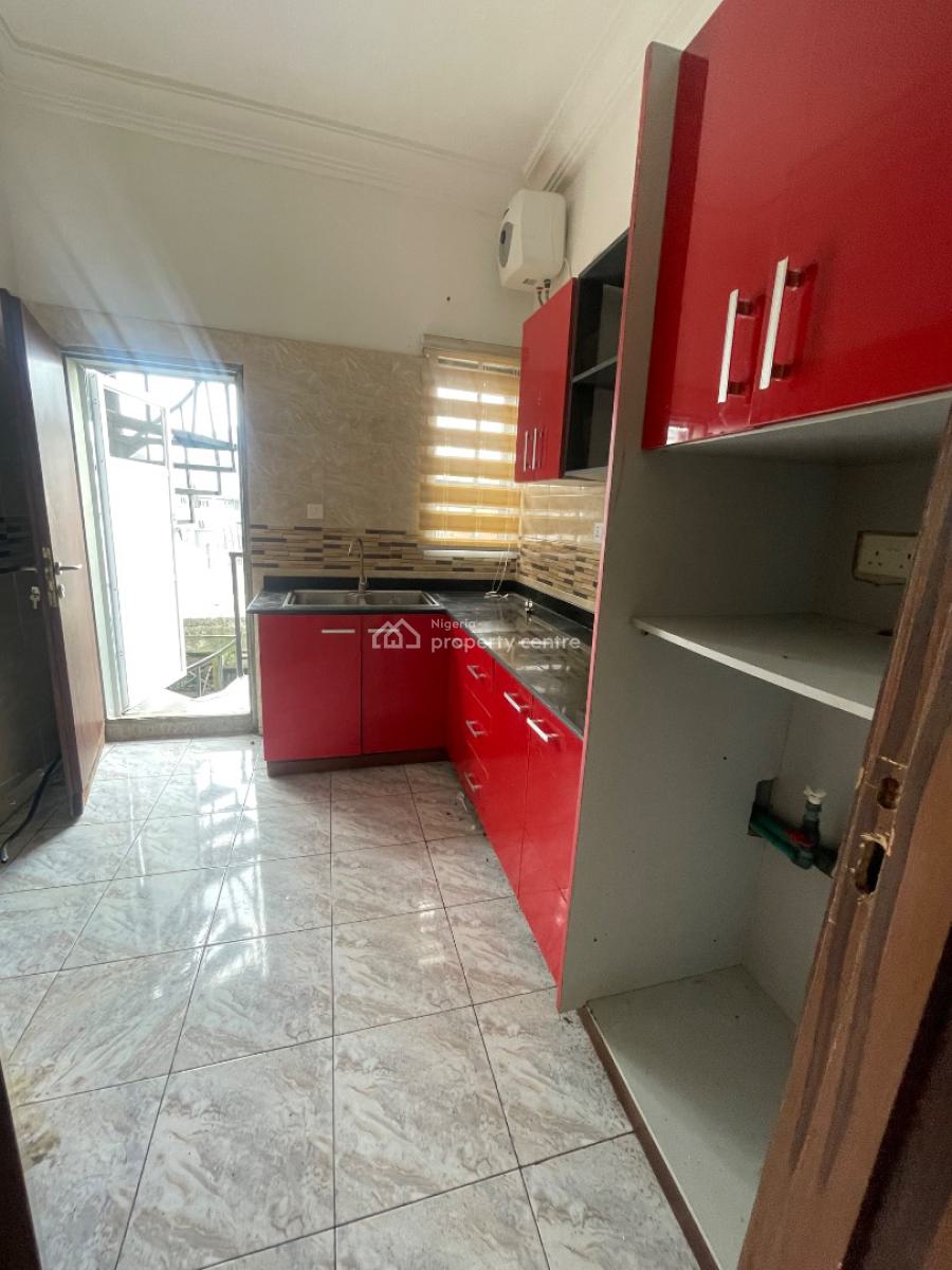2 Bedroom Flat with Study Room, Right Hand Side Inside an Estate, Lekki Phase 1, Lekki, Lagos, Flat / Apartment for Rent