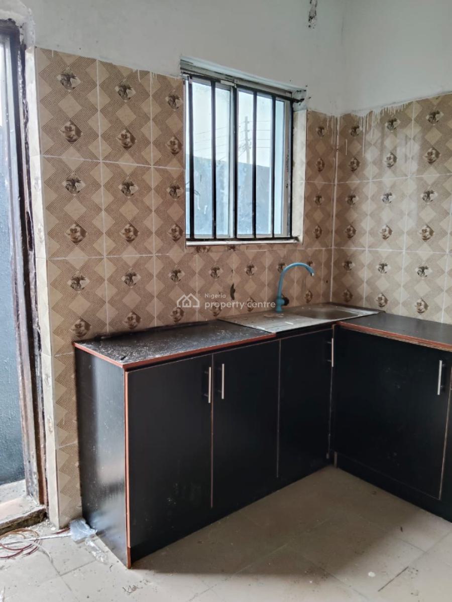 Well Maintained 2bedroom Flat, Shapati, Bogije, Ibeju Lekki, Lagos, Flat / Apartment for Rent