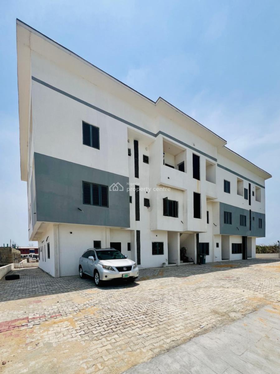 Luxury 4 Bedroom Penthouse, Orchid Road, Lafiaji, Lekki, Lagos, Flat / Apartment for Sale