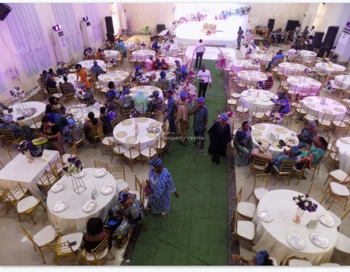 Spacious 500-capacity Banquet Hall, Facing Lekki Epe Express Way,, Sangotedo, Ajah, Lagos, Hall for Rent