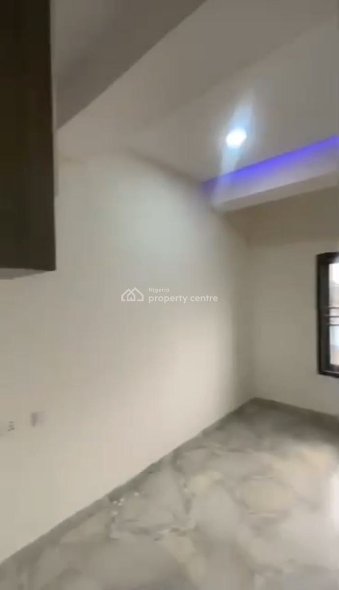 Semi-furnished Studio Apartment, Yaba, Yaba, Lagos, Self Contain (single Rooms) for Rent