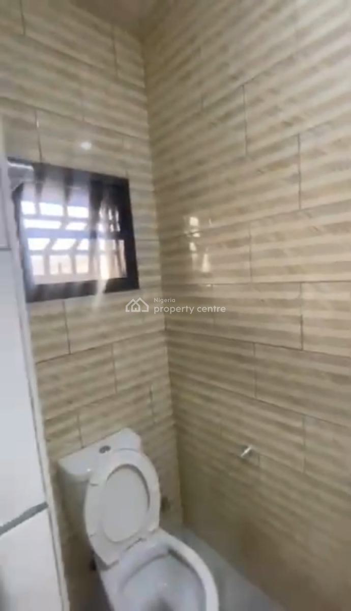 Semi-furnished Studio Apartment, Yaba, Yaba, Lagos, Self Contain (single Rooms) for Rent
