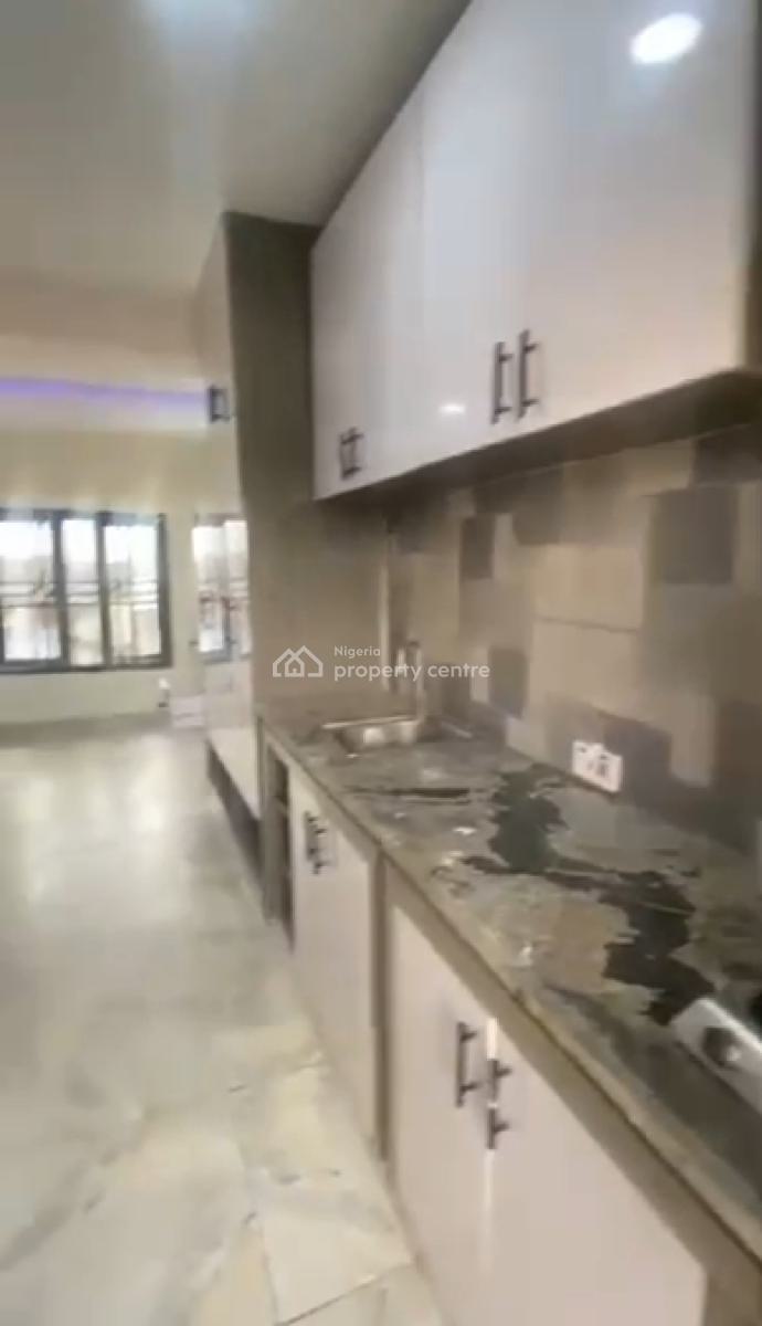 Semi-furnished Studio Apartment, Yaba, Yaba, Lagos, Self Contain (single Rooms) for Rent