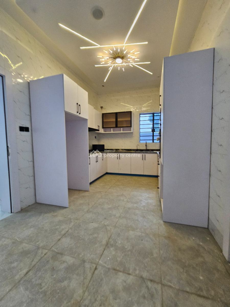 5 Bedroom Semi Detached Duplex with Alluring Features, Ikeja Gra, Ikeja, Lagos, Semi-detached Duplex for Sale