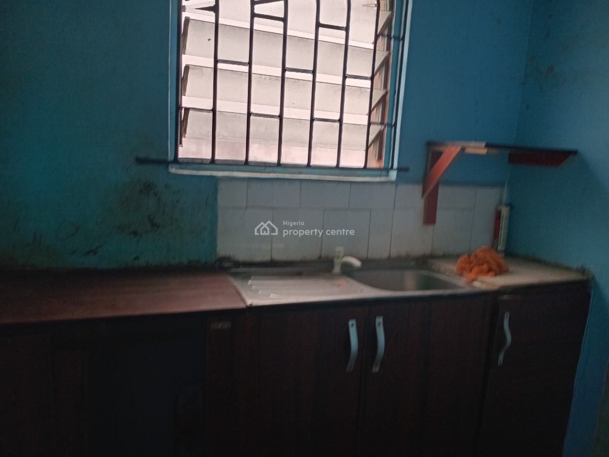 an Executive One Room Self Contain Within a Serene Residential Estate, Surulere Way, Dolphin Estate, Ikoyi, Lagos, Self Contain (single Rooms) for Rent