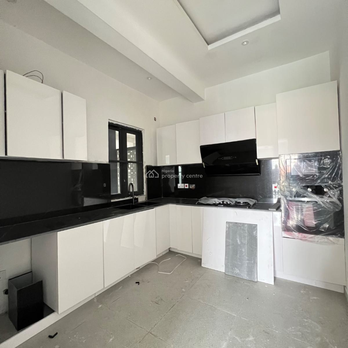 2 Bed  190 Million, Ikate, Lekki, Lagos, Flat / Apartment for Sale