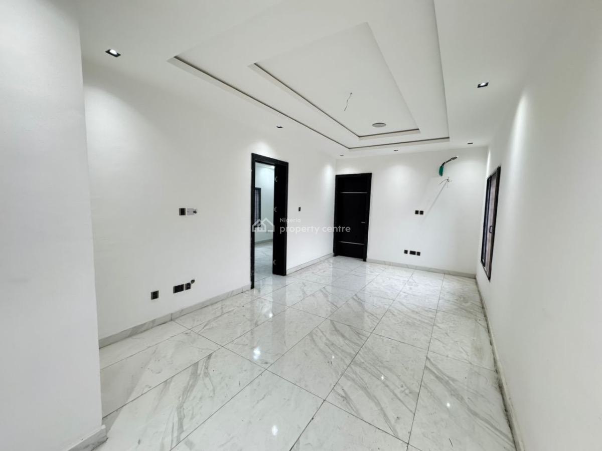 5 Bedroom Fully Detached House with Bq & Swimming Pool, Lekki Phase 1, Lekki, Lagos, Detached Duplex for Sale
