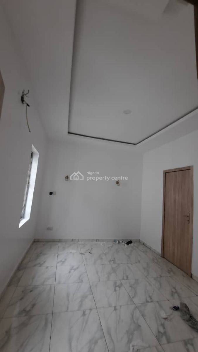Luxury Spacious Room Upstairs in a Shared Apartment, Idado, Lekki, Lagos, Self Contain (single Rooms) for Rent