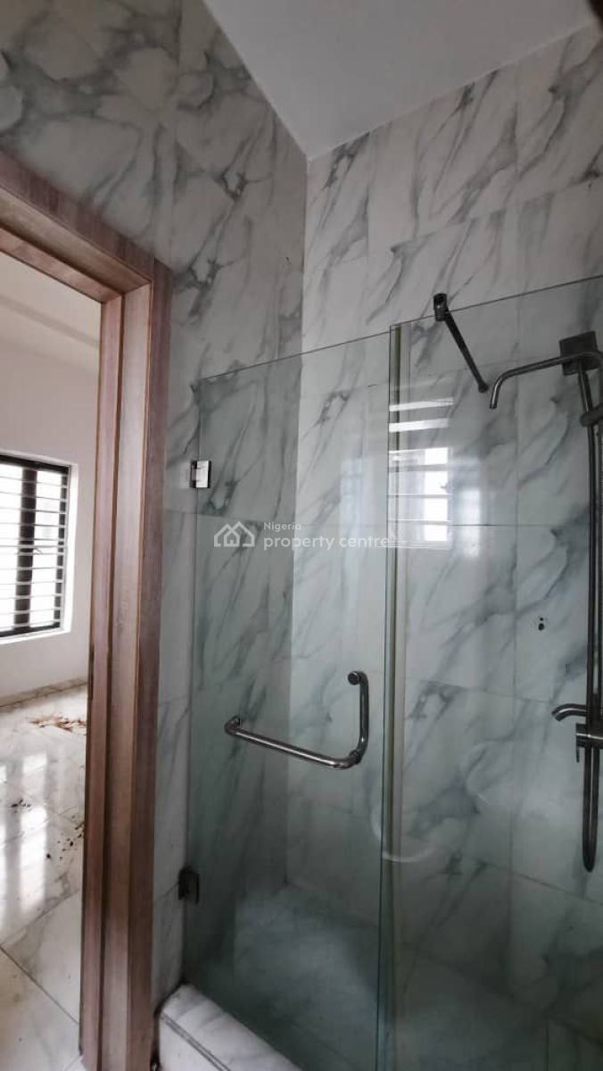 Luxury Spacious Room Upstairs in a Shared Apartment, Idado, Lekki, Lagos, Self Contain (single Rooms) for Rent