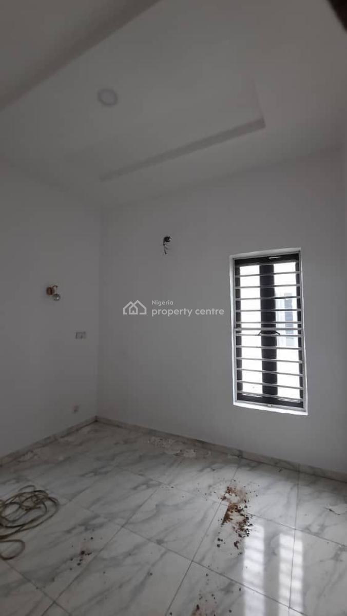 Luxury Spacious Room Upstairs in a Shared Apartment, Idado, Lekki, Lagos, Self Contain (single Rooms) for Rent