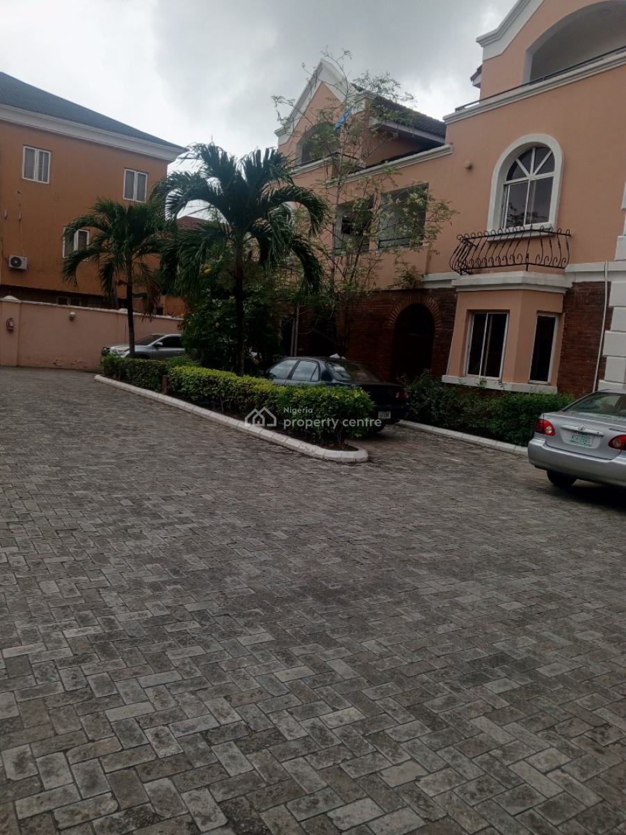 Luxury 4 Bedroom Terrace with Bq in Mini Estate, Parkview, Ikoyi, Lagos, Terraced Duplex for Rent