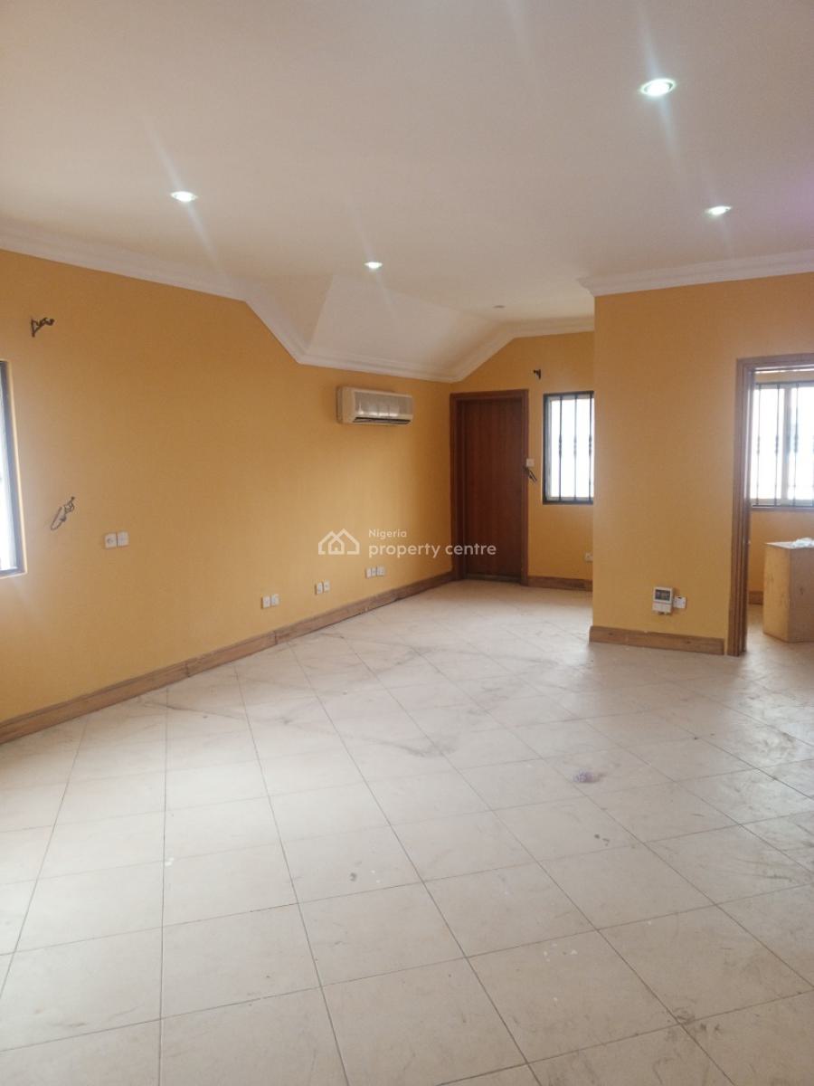 Luxury 4 Bedroom Terrace with Bq in Mini Estate, Parkview, Ikoyi, Lagos, Terraced Duplex for Rent