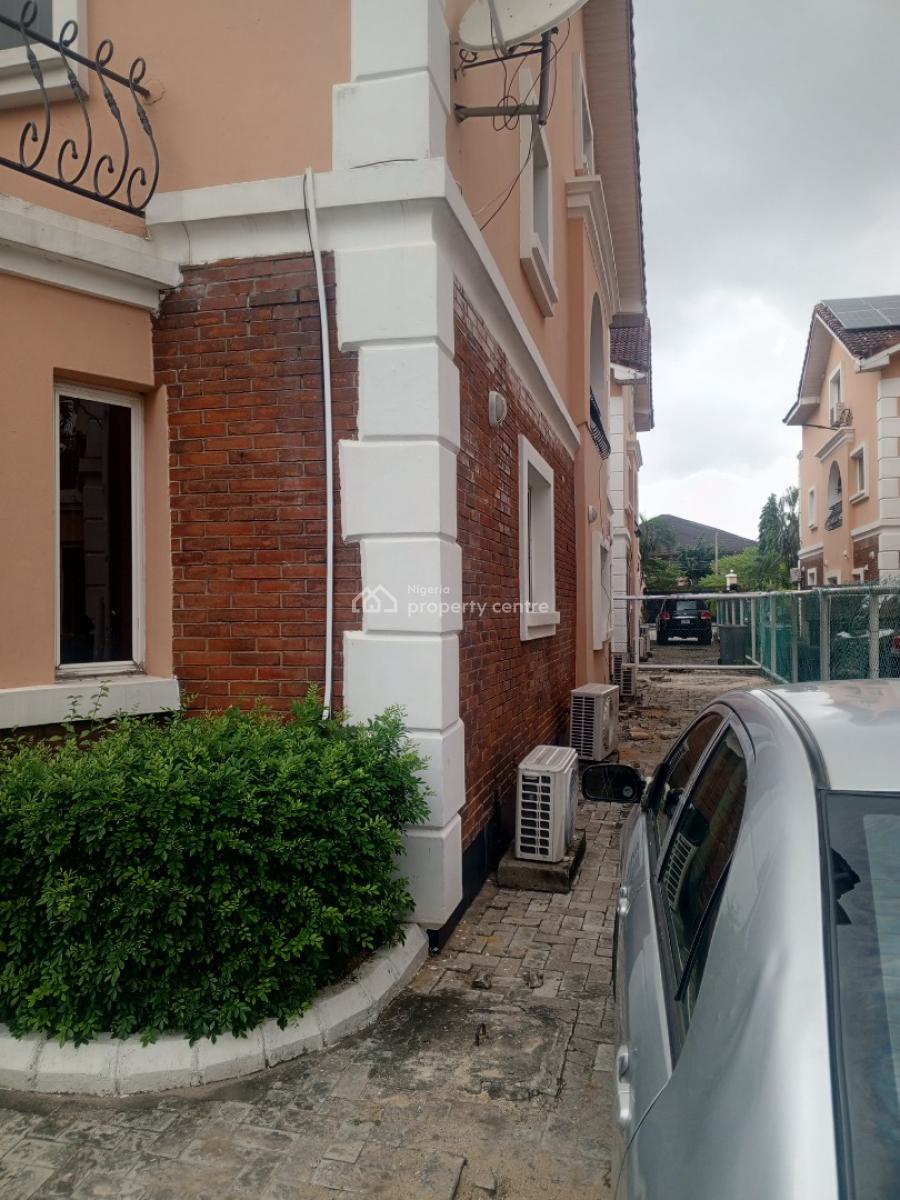 Luxury 4 Bedroom Terrace with Bq in Mini Estate, Parkview, Ikoyi, Lagos, Terraced Duplex for Rent