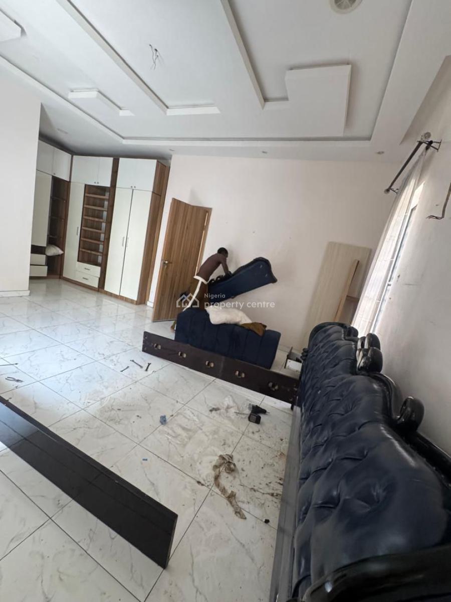Luxury Masters Bedroom in a Shared Apartment, Ikota Villa Estate, Lekki, Lagos, Self Contain (single Rooms) for Rent