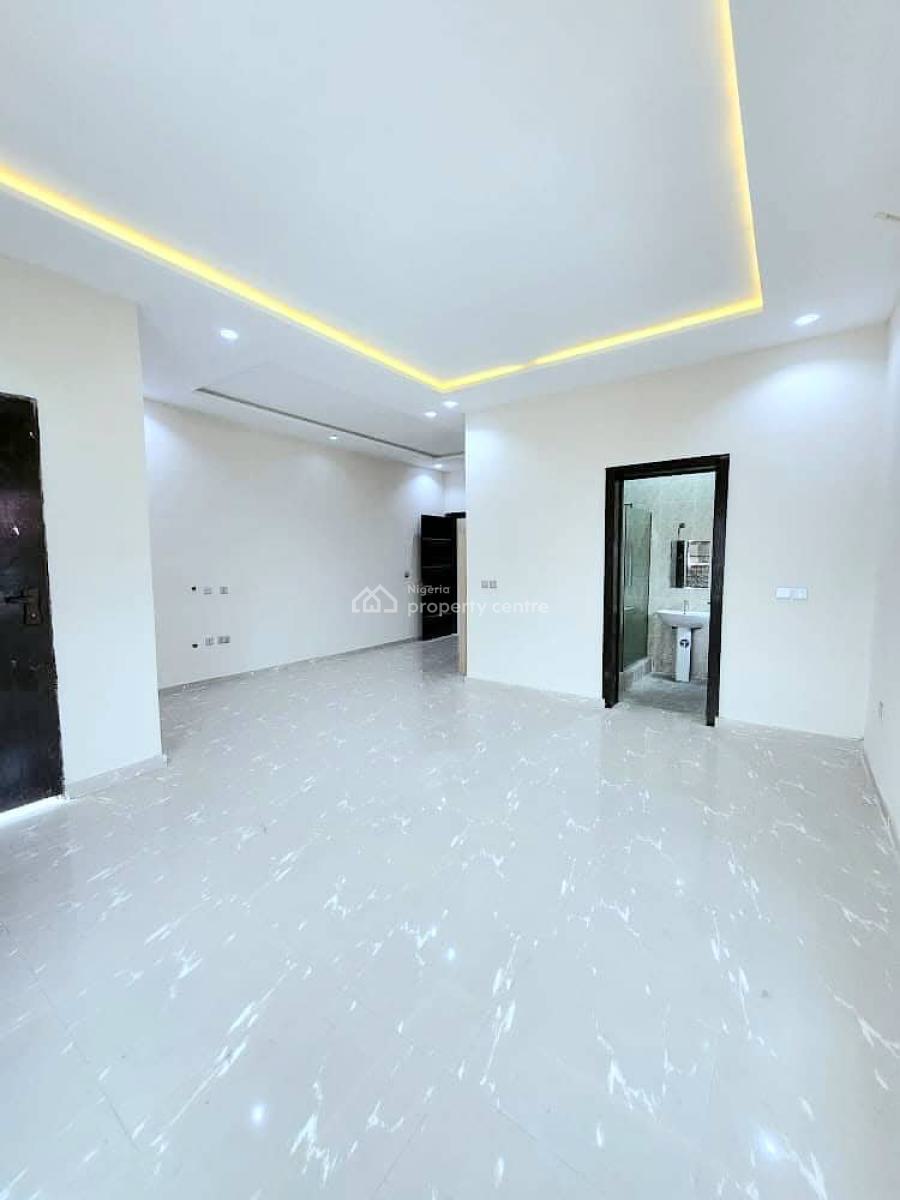 Spacious 4-bedroom Semi-detached House, Lekki Phase 1, Lekki, Lagos, House for Rent