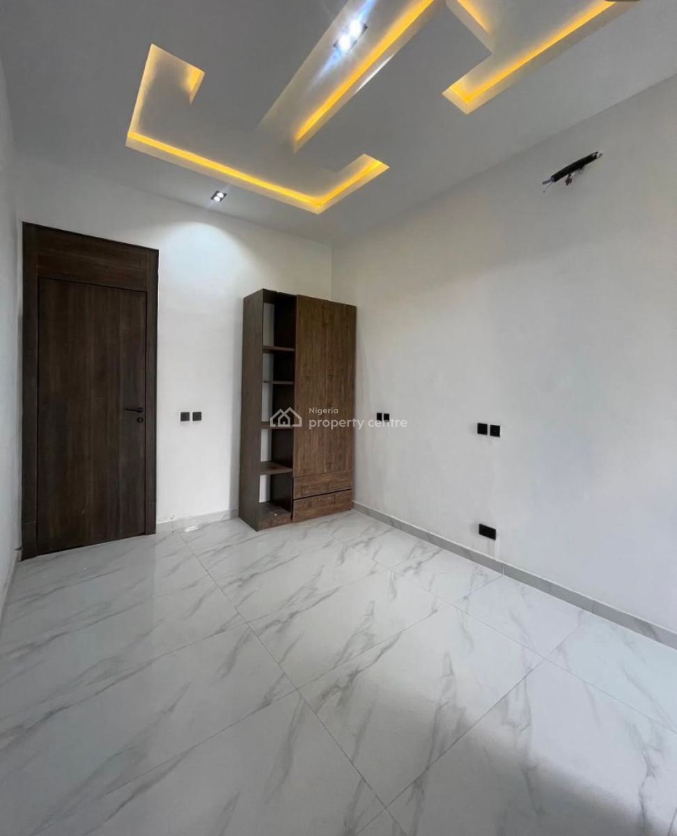4 Bedroom Semi Detached with Bq, Ikota Gra, Lekki, Lagos, Lekki, Lagos, Semi-detached Duplex for Sale