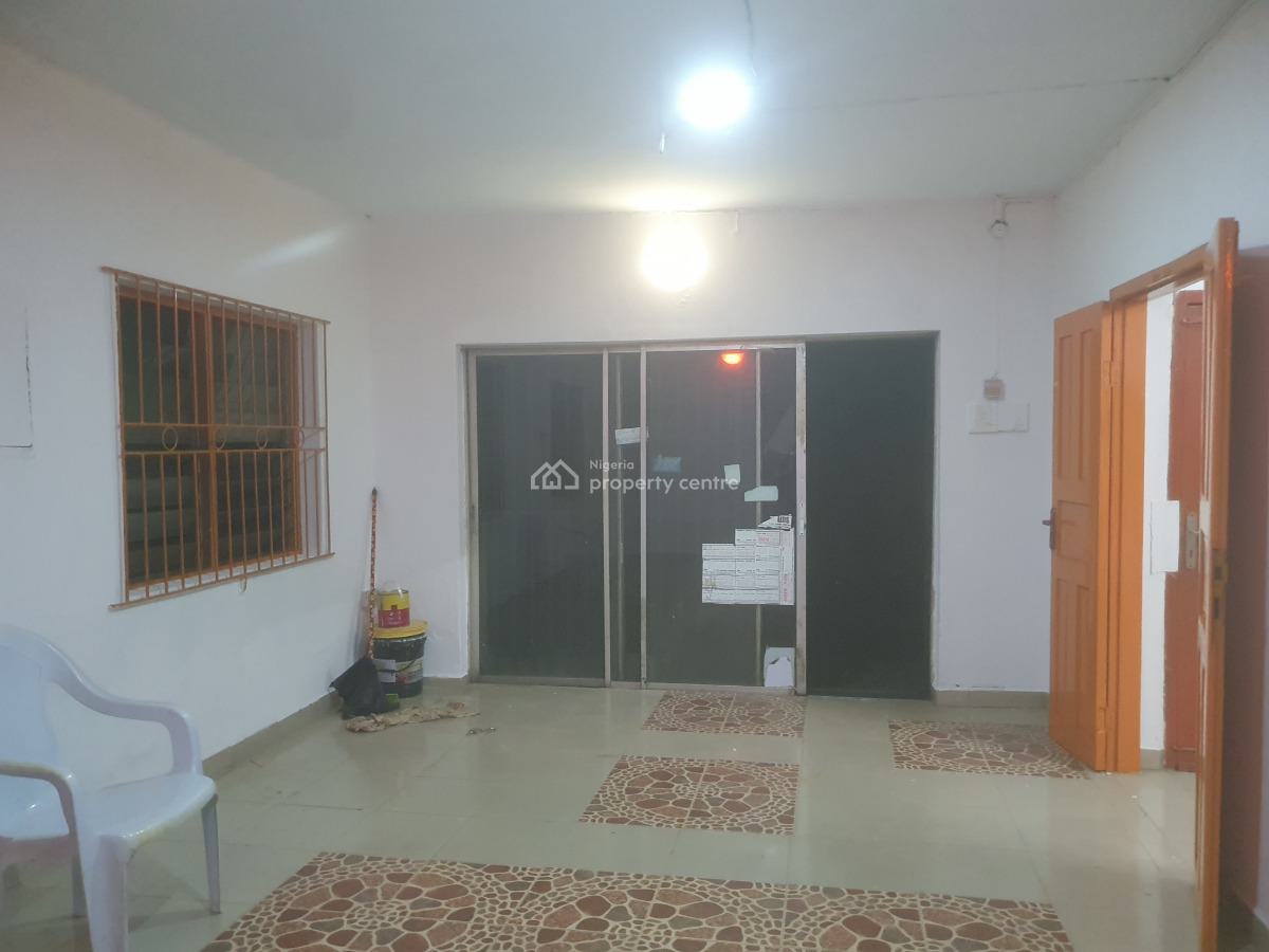 4bedroom Apartment, Ajao Estate, Isolo, Lagos, Flat / Apartment for Rent