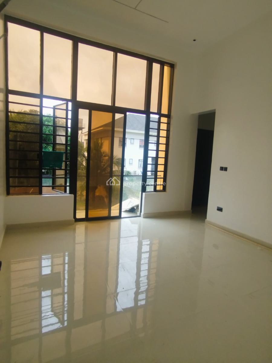 Newly Built, Luxury 3-bedroom Apartments, Off Admiralty Way, Lekki Phase 1, Lekki, Lagos, Flat / Apartment for Sale