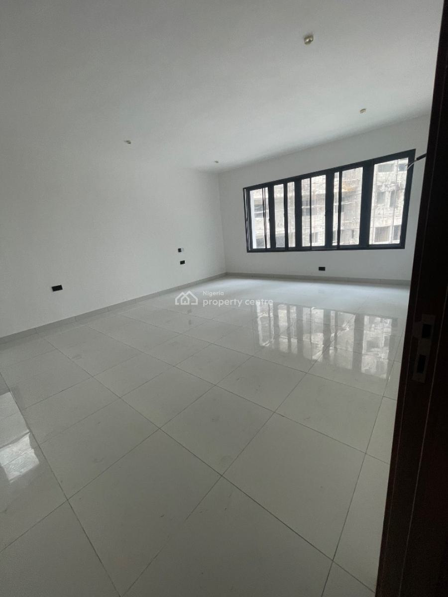 5 and 4 Bedroom, Inside a Gated Estate, Lekki Phase 1, Lekki, Lagos, Terraced Duplex for Rent