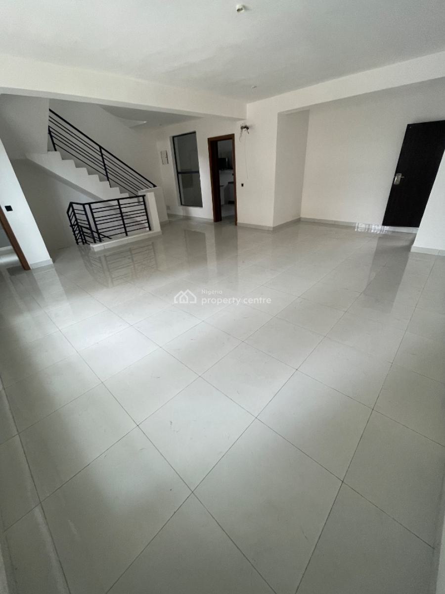 5 and 4 Bedroom, Inside a Gated Estate, Lekki Phase 1, Lekki, Lagos, Terraced Duplex for Rent